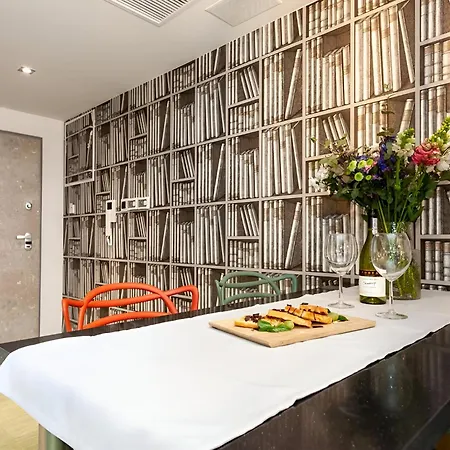 Oomph Wroclaw Deluxe Apt Ruska Exterior photo