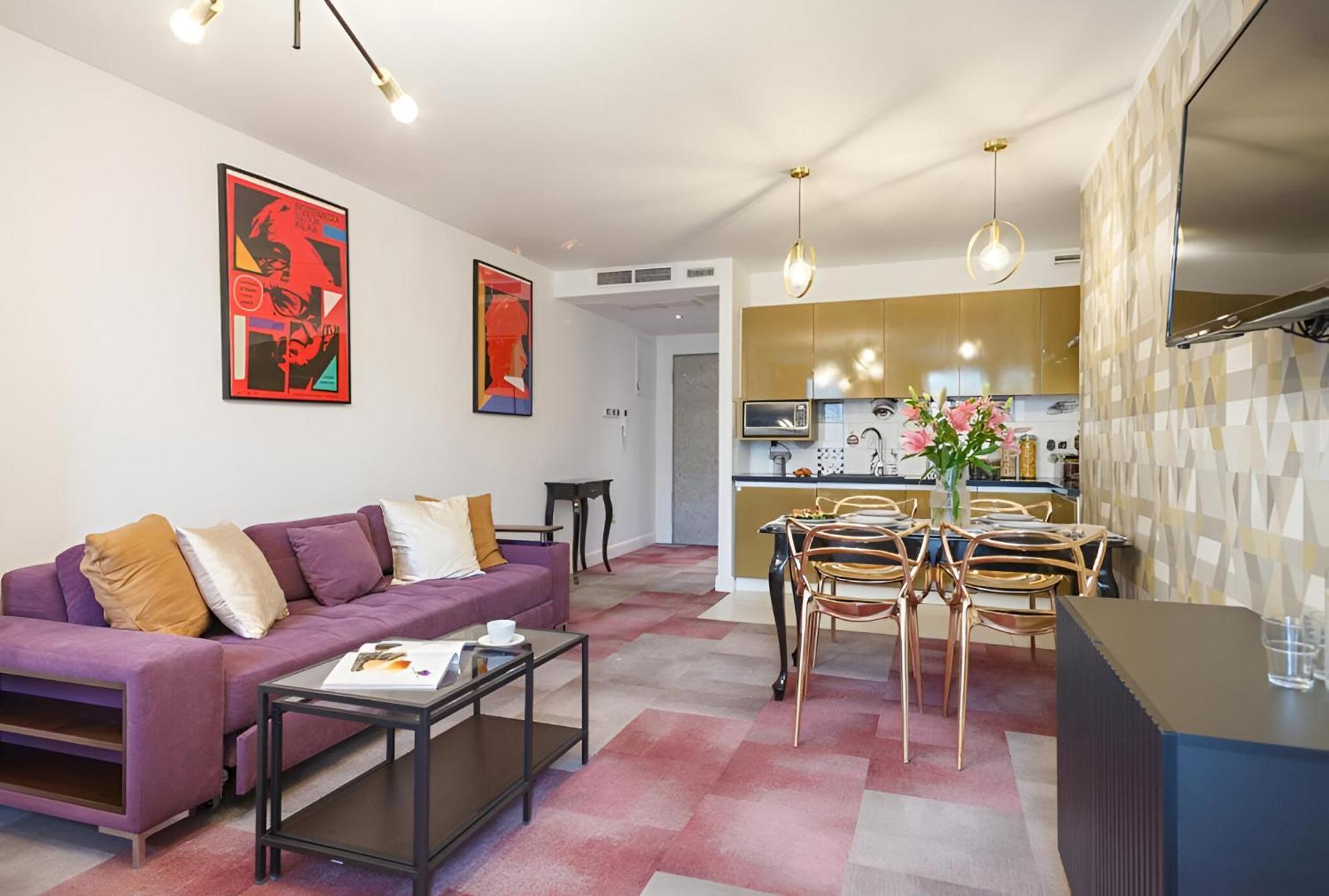 Oomph Deluxe Ruska Apartment *